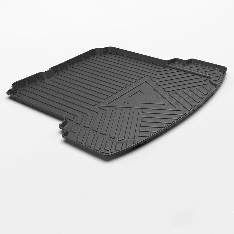 Black carbon fiber pattern TPE trunk pad for vehicle boot protection