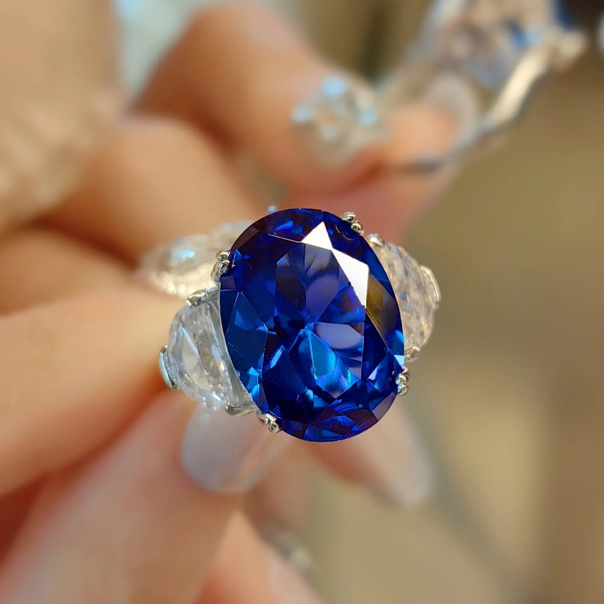 Blue geometric copper band ring with diamond setting for women