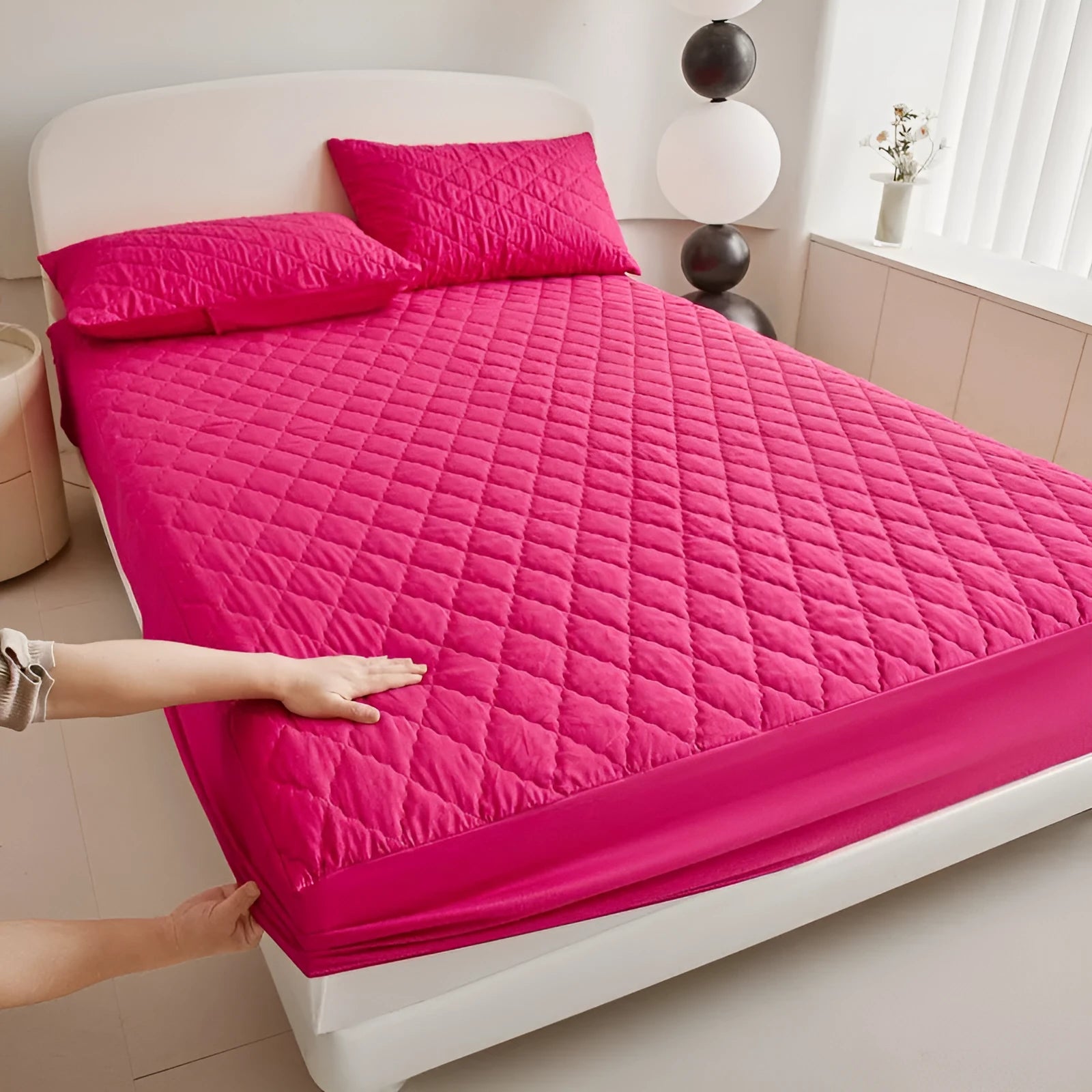 Diamond lattice quilted bamboo fibre waterproof mattress protector set with fitted sheet and pillowcases