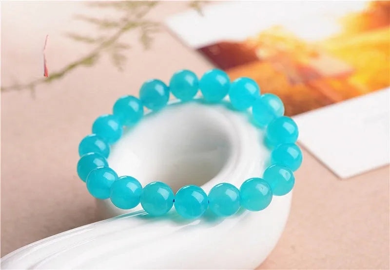 Natural blue-green 7A grade Amazonite scattered beads in various sizes for DIY jewellery making.