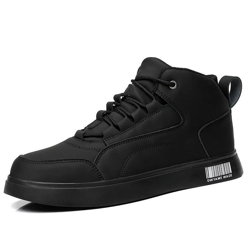 Men's white low-heel casual board shoes with round toe and flat rubber sole.