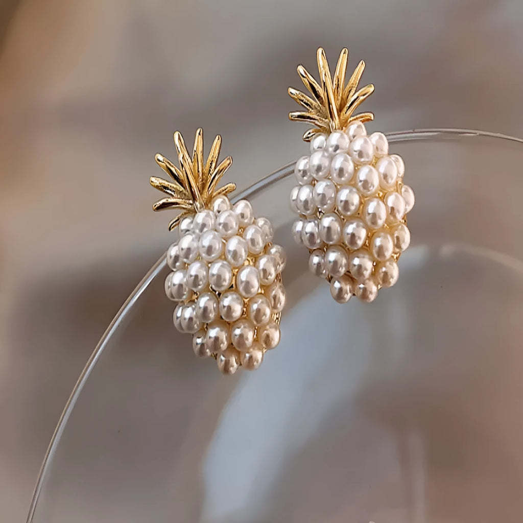 Korean-style pineapple starfish pearl earrings in gold, silver, pearl flower, and starfish pearl electroplated alloy.
