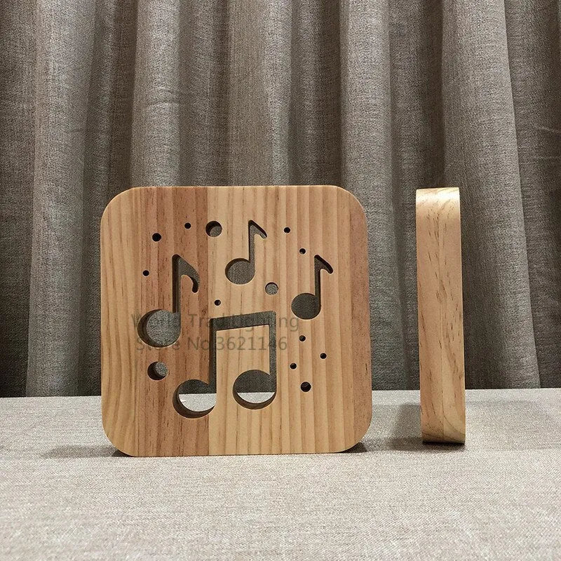 Pine wood USB-powered LED atmosphere lamp with warm white light, dimensions 19x19x3cm.