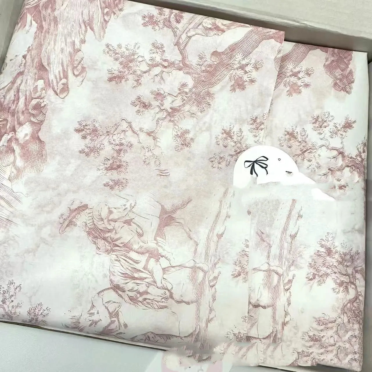 Sheet of French MG tissue paper in pink purple colour measuring 50x70cm for retro gift wrapping
