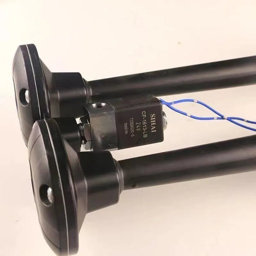 Black dual trumpet air horn kit with compressor for 12V and 24V vehicles