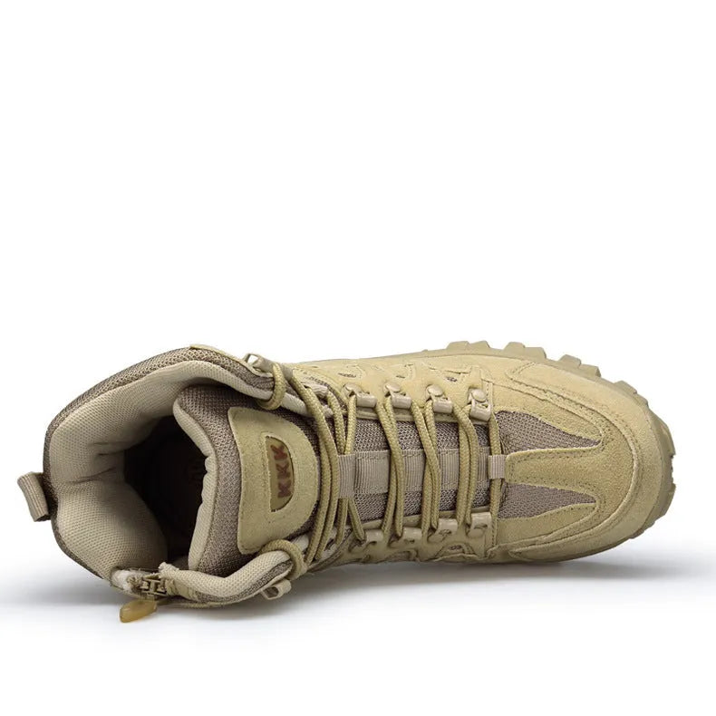 Black men's US Army Delta tactical outdoor boots with non-slip rubber sole.