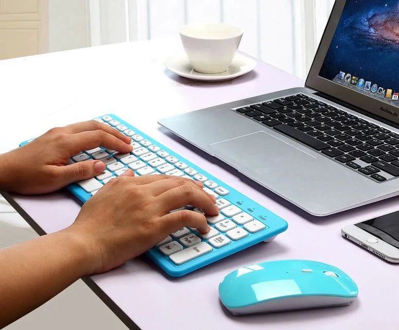 Wireless keyboard and mouse set in choice of four colours with 96-key keyboard and USB receiver