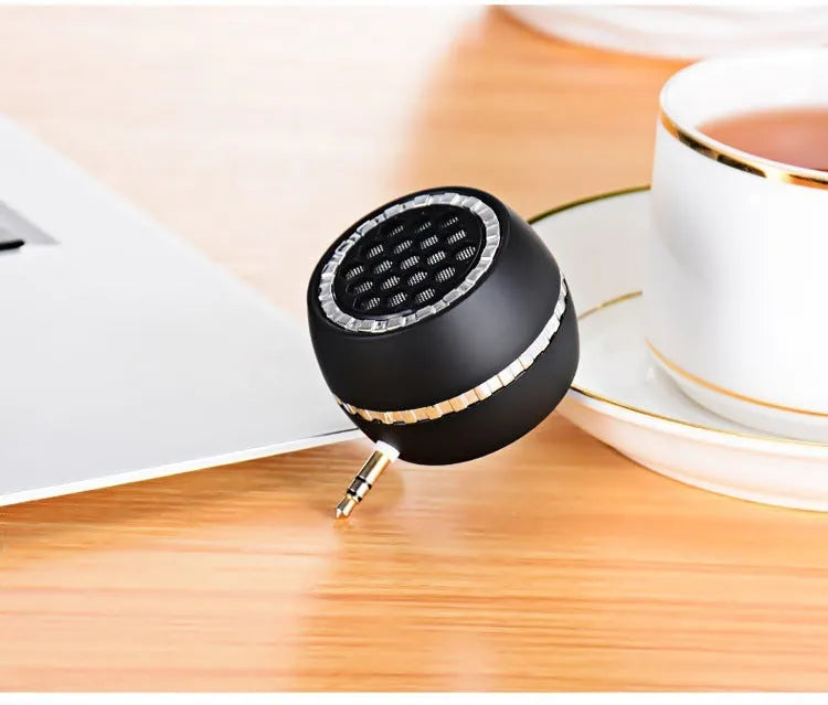 Universal external amplifier speaker in black, rose gold, or local gold with 5V input.