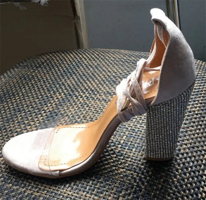 Black and gold pointed-toe high heels for women in European sizes 36-41
