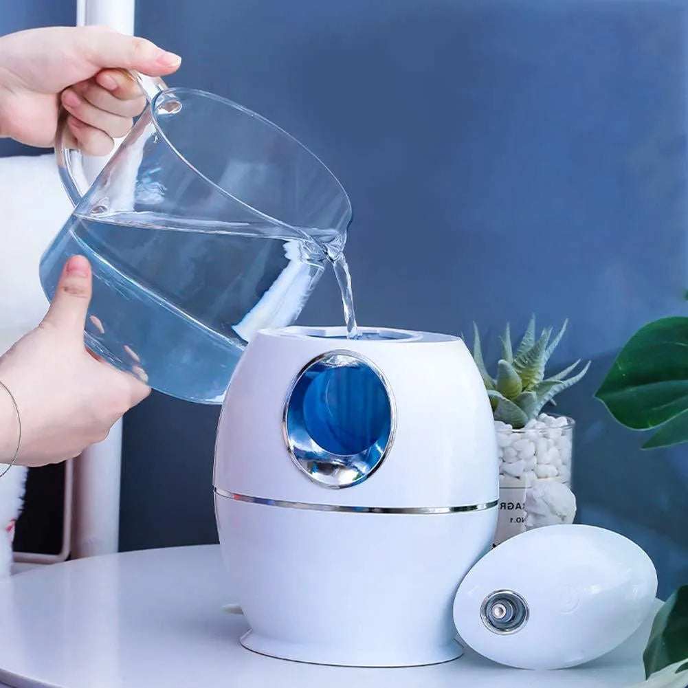 Small round white USB aromatherapy humidifier with 800ml tank showing dimensions 161x104x205mm