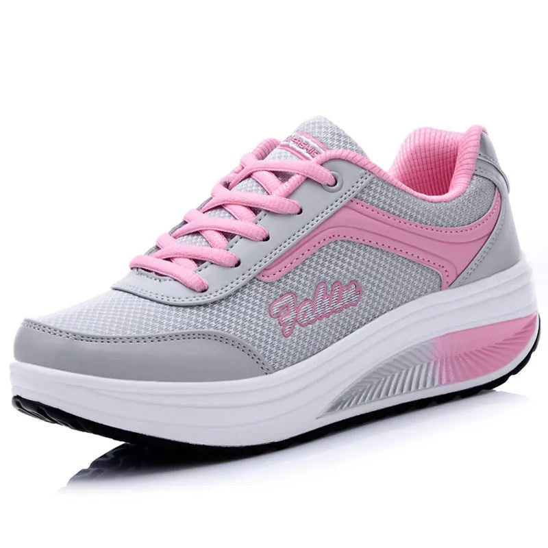 Women's heelless sports shoes in multiple colours with a middle heel, shown on a size chart from 35 to 42.