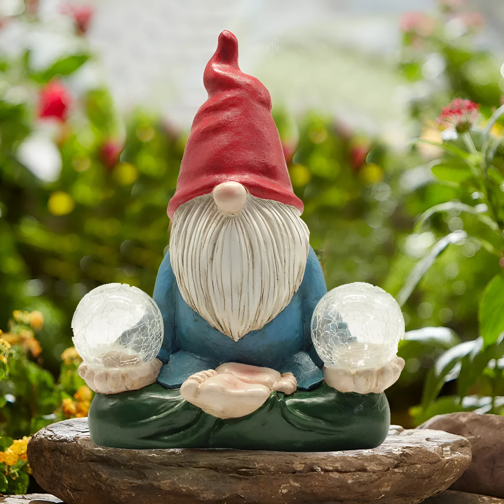 Solar-powered LED resin dwarf doll garden ornament with faceless old man design