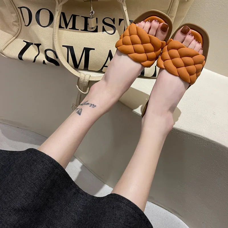 Women's white PVC beach sandals with plaid pattern and thick anti-skid soles