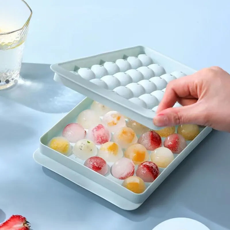 Blue 33-grid round silicone ice cube tray with lid for homemade ice