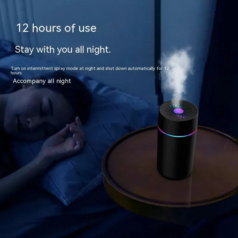 Compact white car USB humidifier with aromatherapy function for vehicle cabins