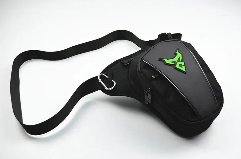 0105MC motorcycle riding leg bag in 1200D Oxford cloth shown in red, blue, green, and grey colour options.