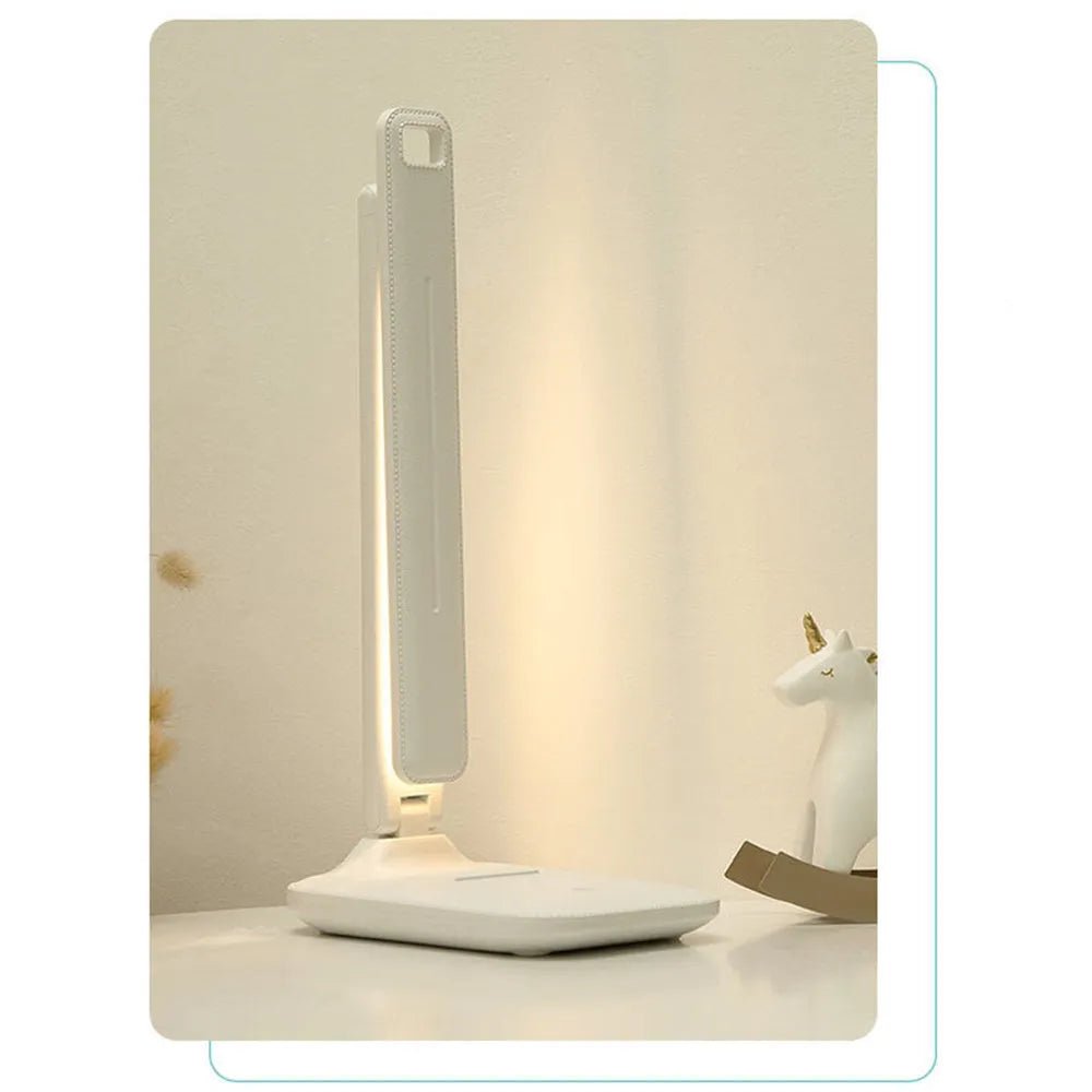 White touch dimming bedside lamp with USB charging for children's bedrooms