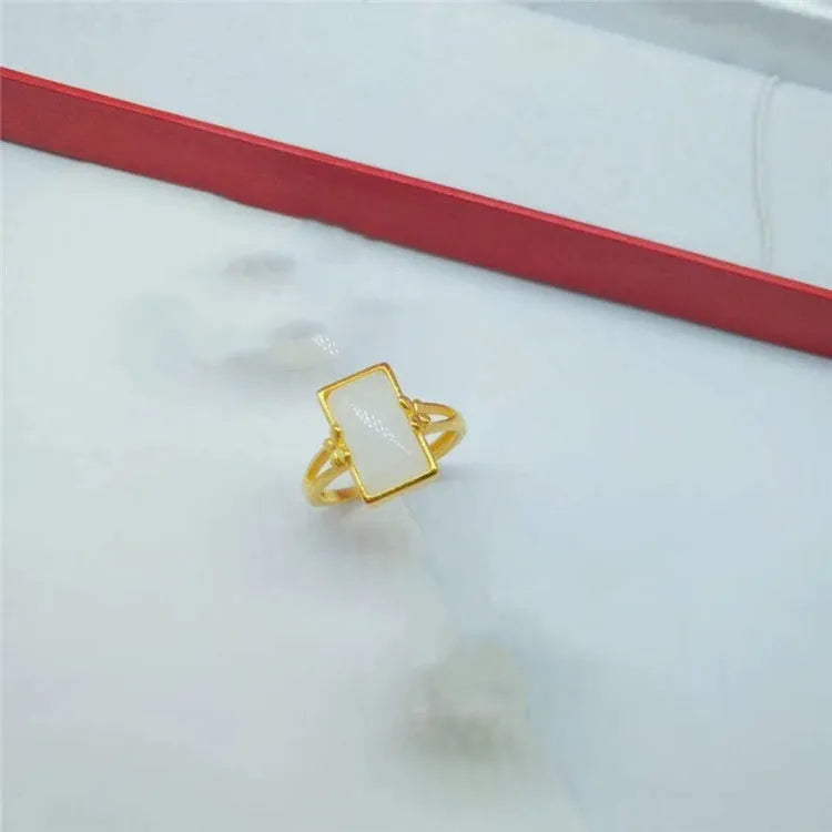 Adjustable brass gold-plated electroplated ring with artificial gemstone inlay in national style design