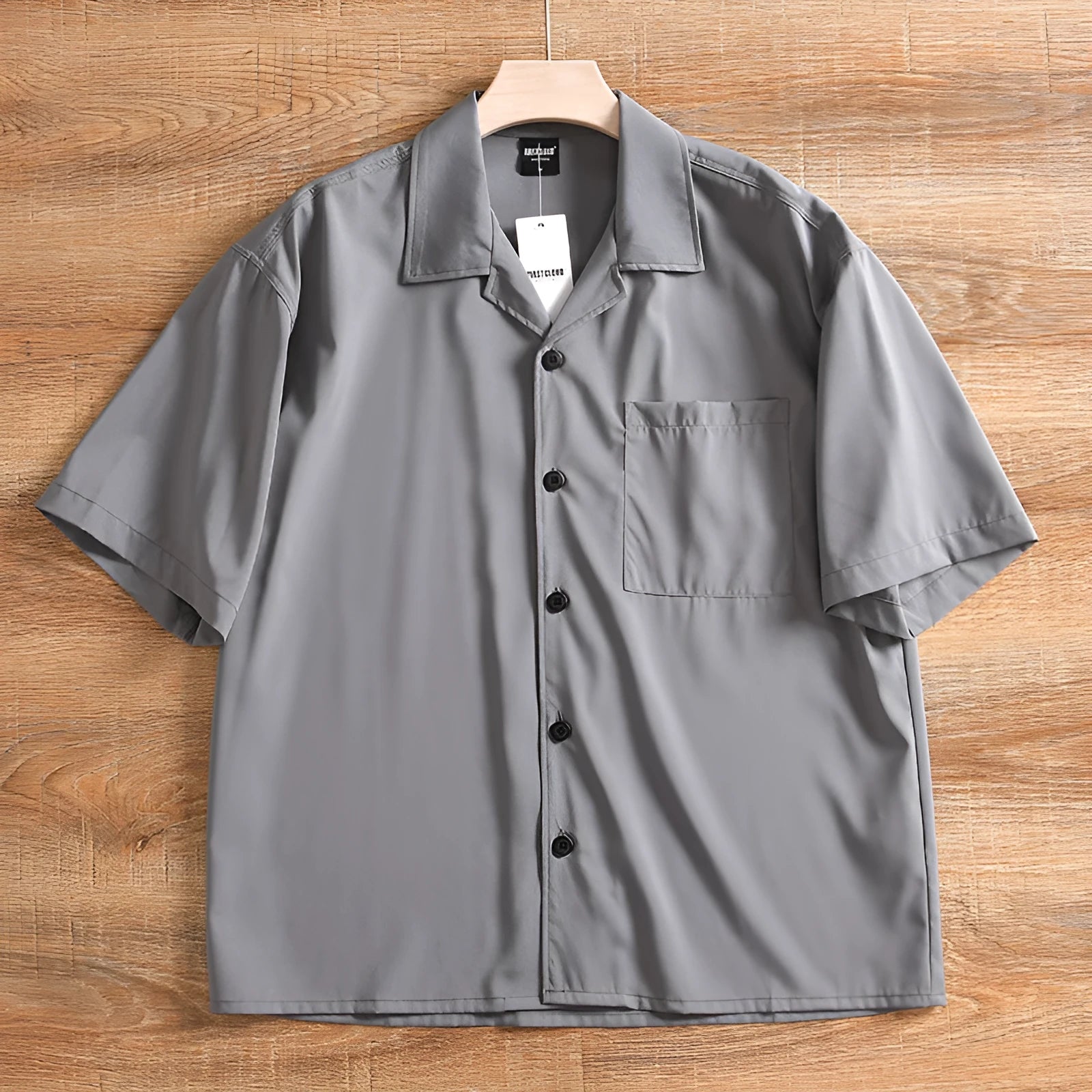 Men's lightweight pure cotton short sleeve shirt in loose fit with Japanese fresh style