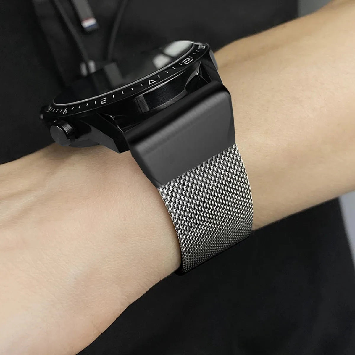 Stainless steel card watch strap for Garmin Fenix models in silver, black, gold, and rose gold finishes.
