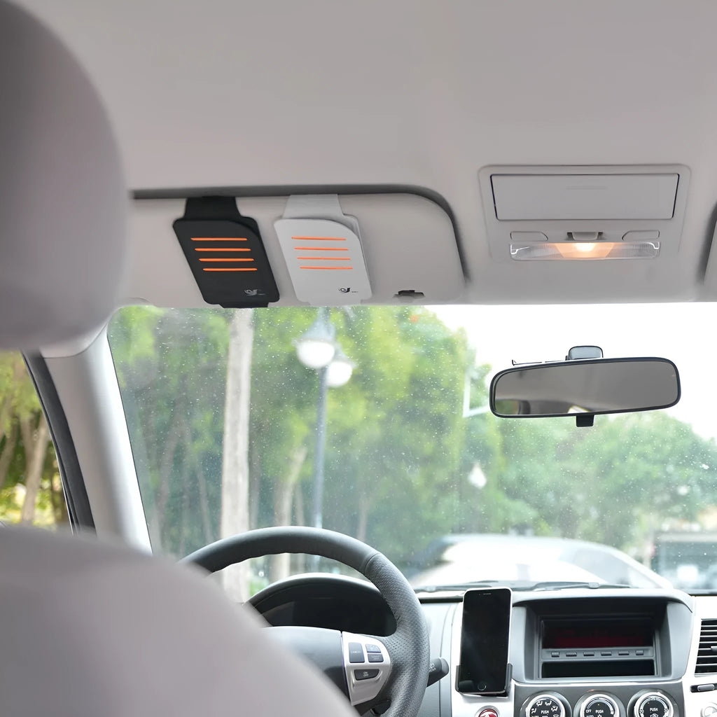 Car sun visor card storage organiser with four tablet pouches and vehicle-mounted bag in black or grey