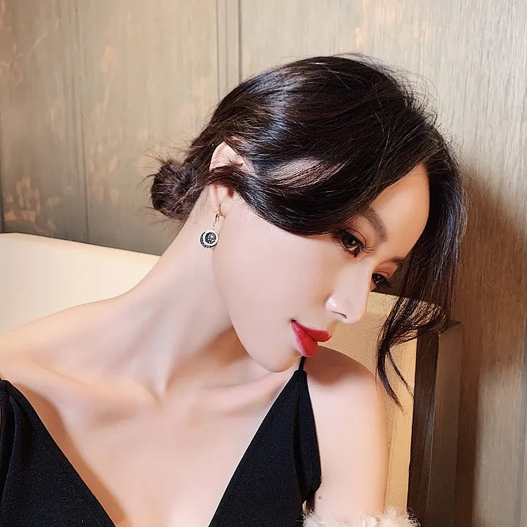 Black geometric alloy drop earrings with 3.6cm length, retro Hong Kong style