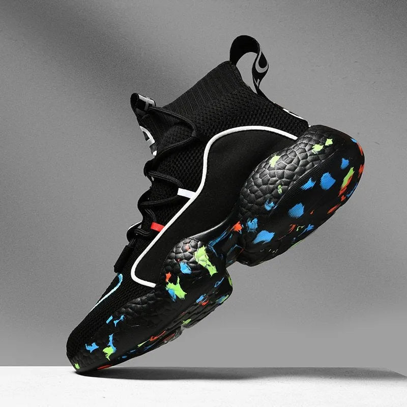 Men's camouflage vulcanise sneakers with mesh upper and rubber sole in black or white pattern