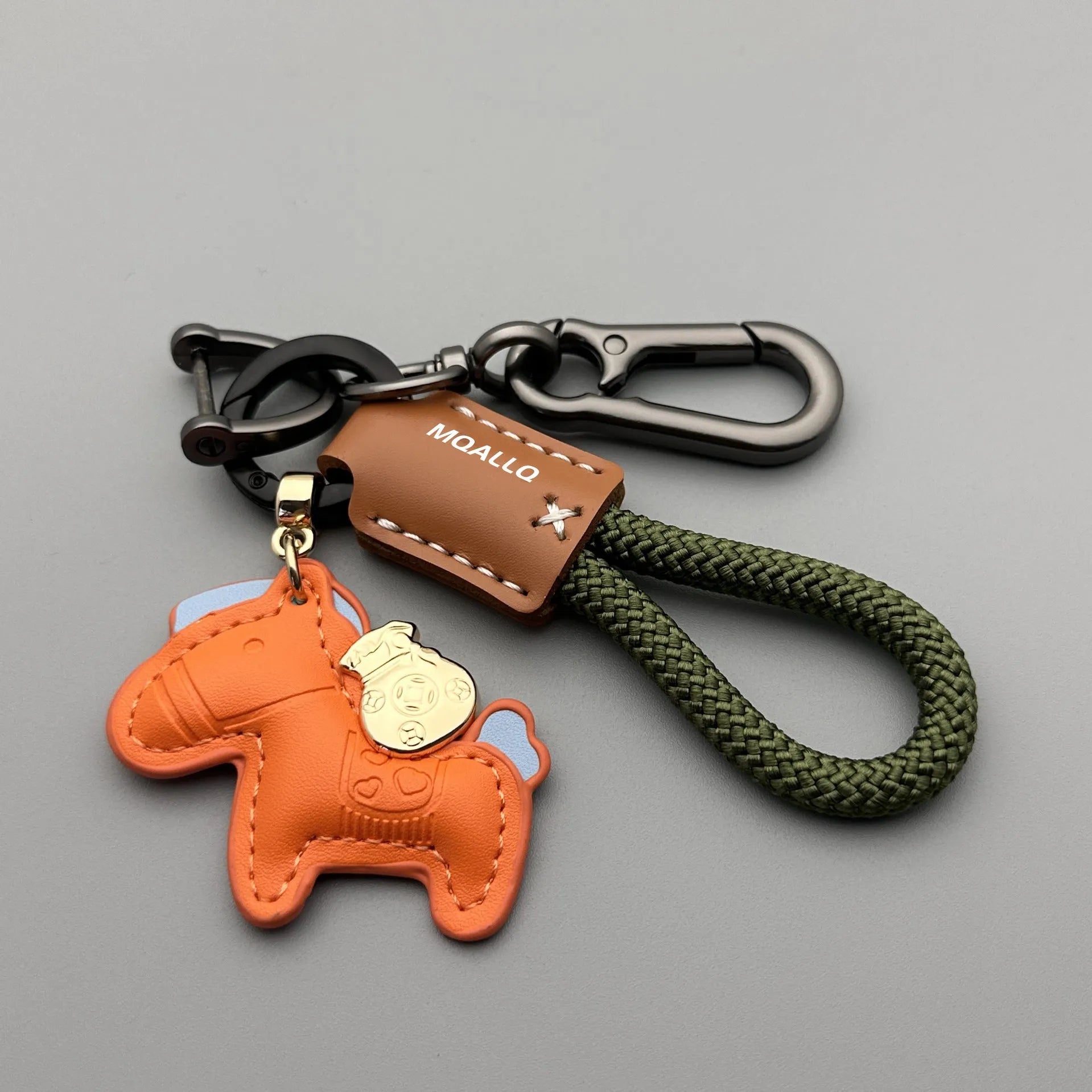 Handmade cowhide leather car key pendant with zinc alloy pony buckle and coloured flanelle rope