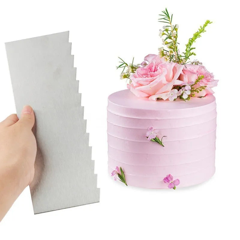 Stainless steel cake scraper with multiple polygon-patterned edges for decorating