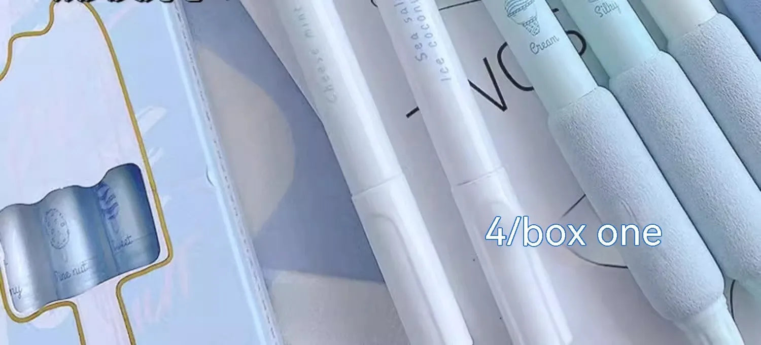 Double headed fluorescent pen with plastic shell for student calligraphy practice