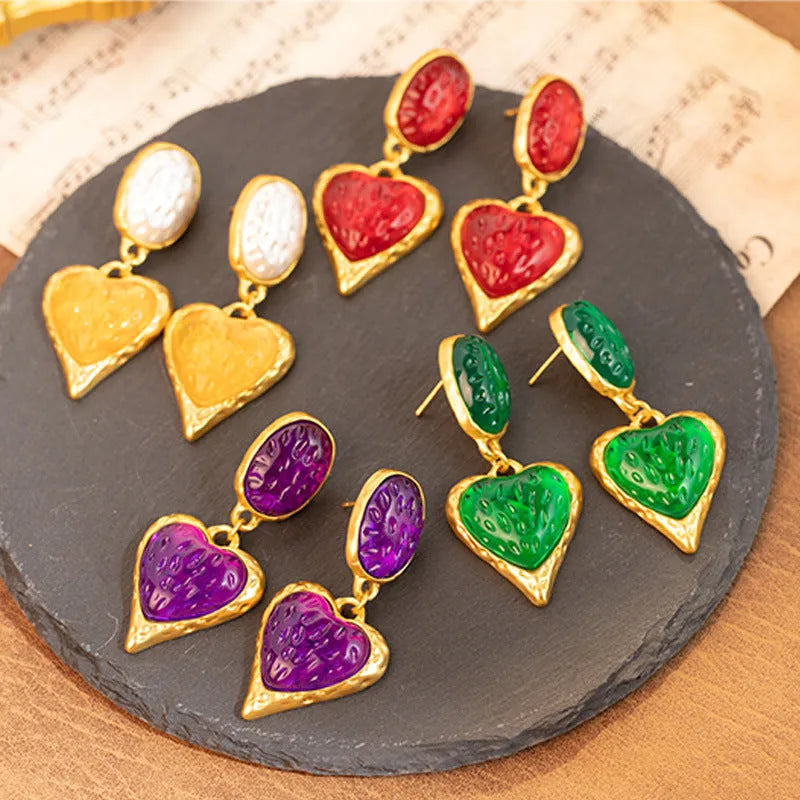 Silver needle pleated oval heart stud earrings in four colour options