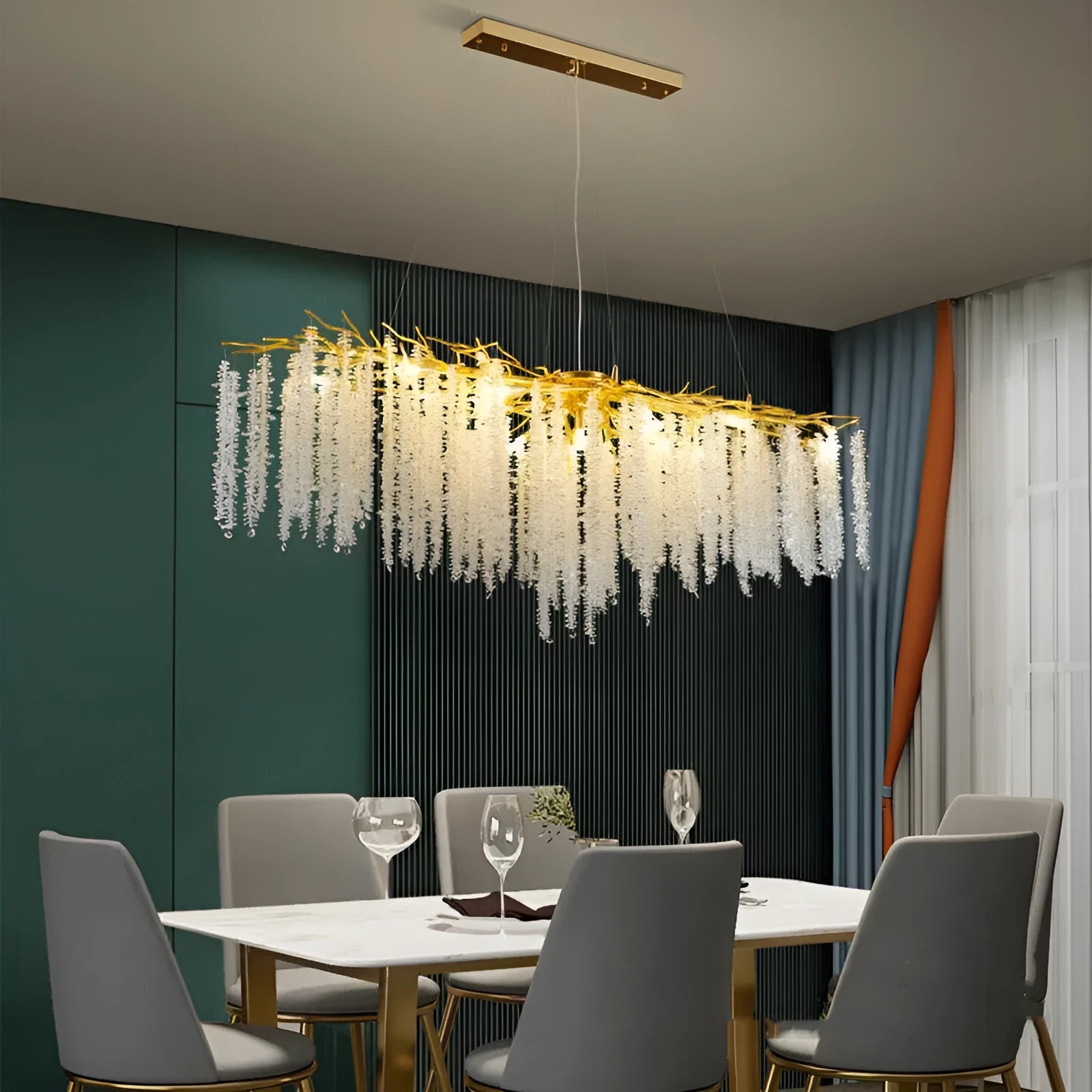 Crystal chandelier light fitting with aluminium alloy body and LED light source in multiple size options
