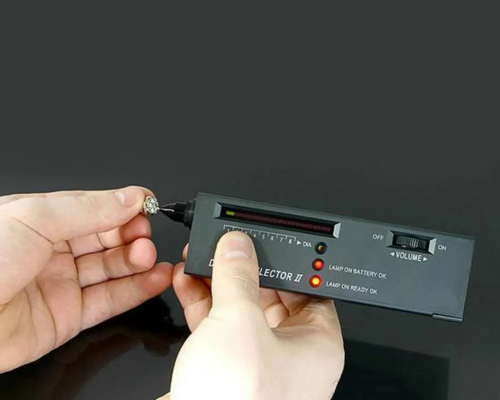 Second generation diamond thermal conductivity tester with metal probe for gemstone identification