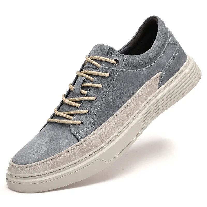 Men's grey pigskin leather skate shoes with rubber sole and lace-up front