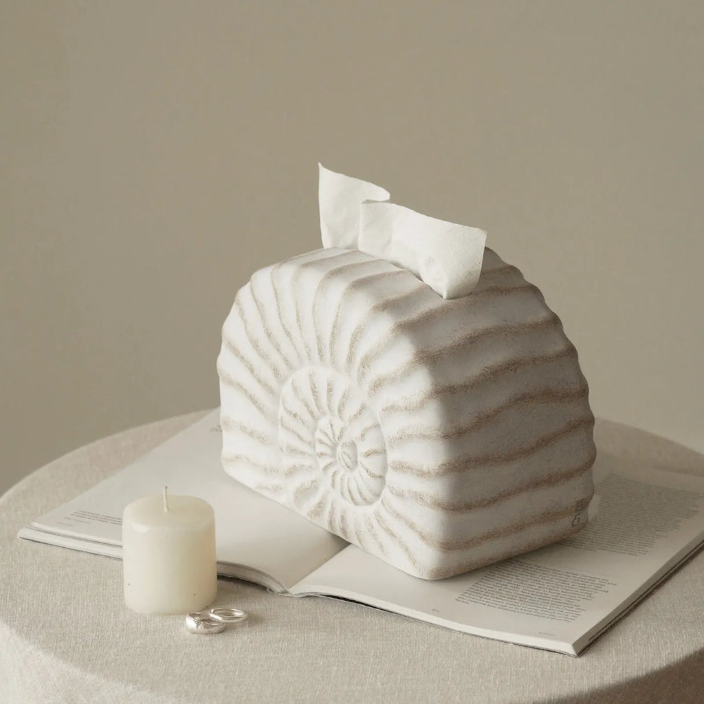 White resin tissue box with conch shell design, modern style, 24cm wide.