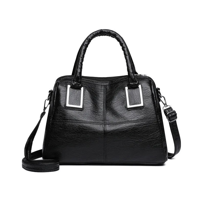 Women's practical shoulder bag in horizontal square shape with large capacity