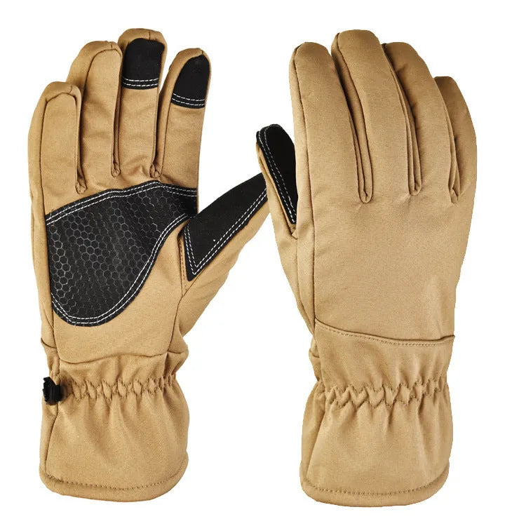Tactical ski gloves with touchscreen fingertips in camouflage colour option