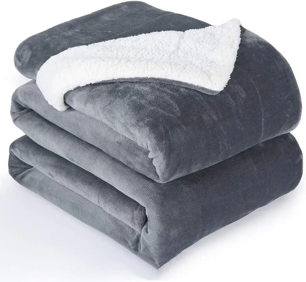 USB electric heating blanket with flannel fabric in brown and white colours