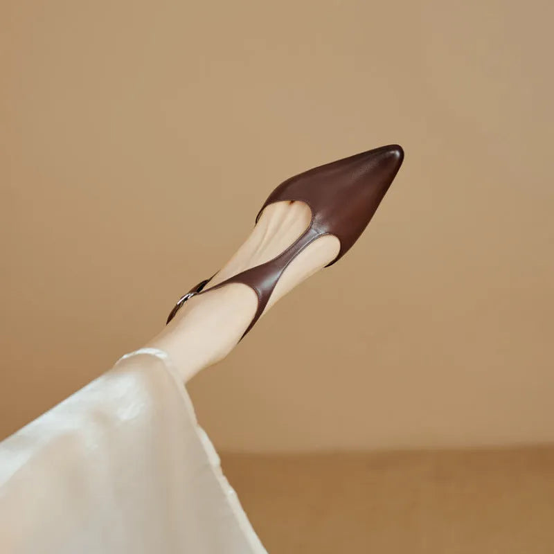 Women's vintage brown high-heel shoes with pointed toe in cowhide leather