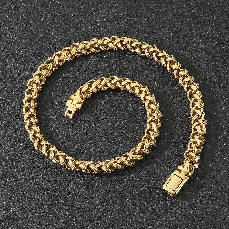 Men's antique silver titanium steel keel chain necklace with geometric twist design