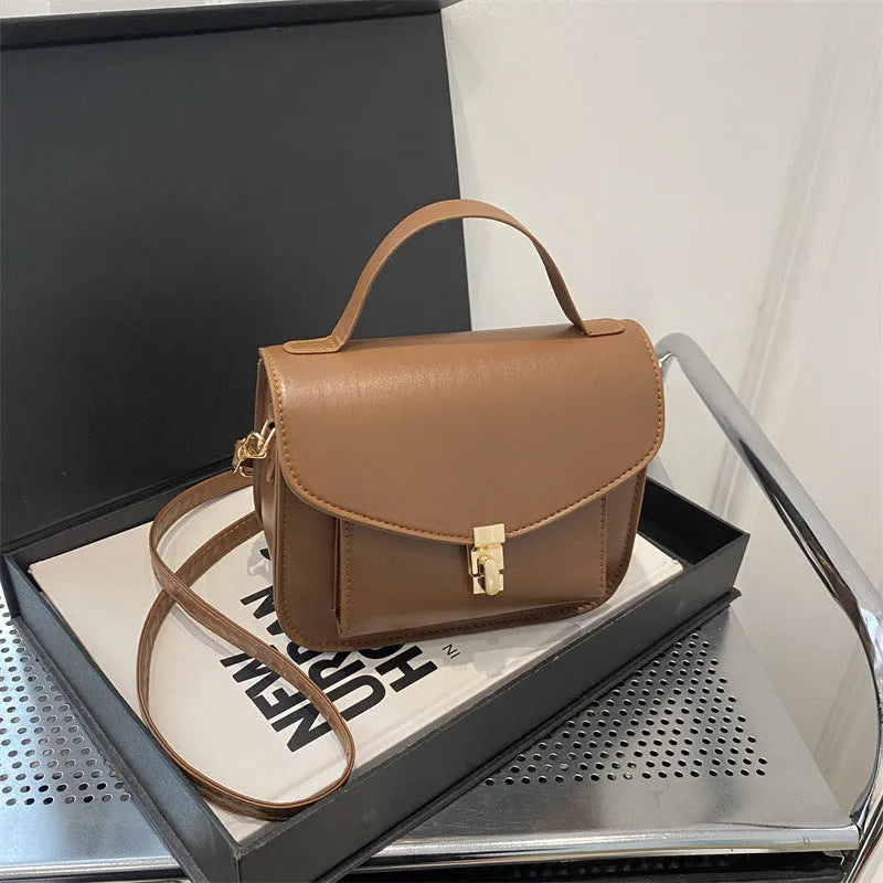 Retro style PU leather messenger bag in horizontal square shape with sandwich pocket design