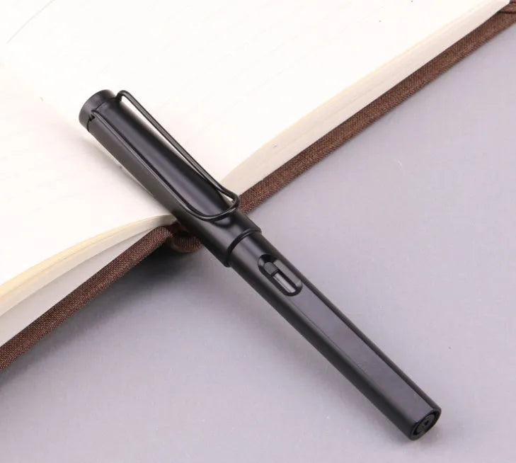 Black or blue frosted ink bag fountain pen with choice of 0.38mm or 0.5mm nib, shown with dimensions.