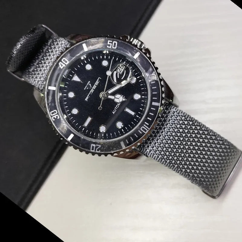 Woven nylon integrated watch strap in Army Green colour, showing 20mm and 22mm width options.