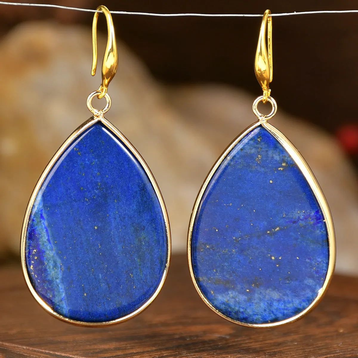 Women's water drop pendant earrings with natural stone in retro high-profile design