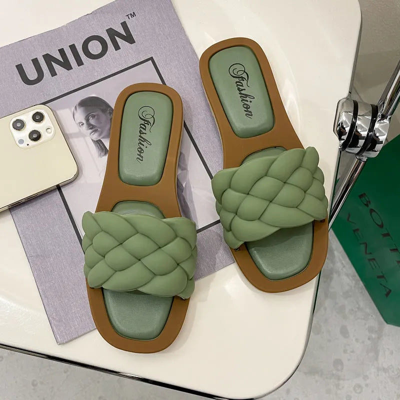 Women's white PVC beach sandals with plaid pattern and thick anti-skid soles