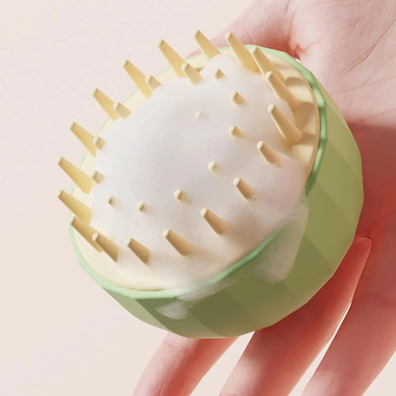 Green pet shampoo massage brush for dogs and cats with 3-in-1 bath grooming function