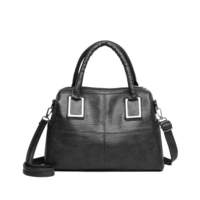 Women's practical shoulder bag in horizontal square shape with large capacity