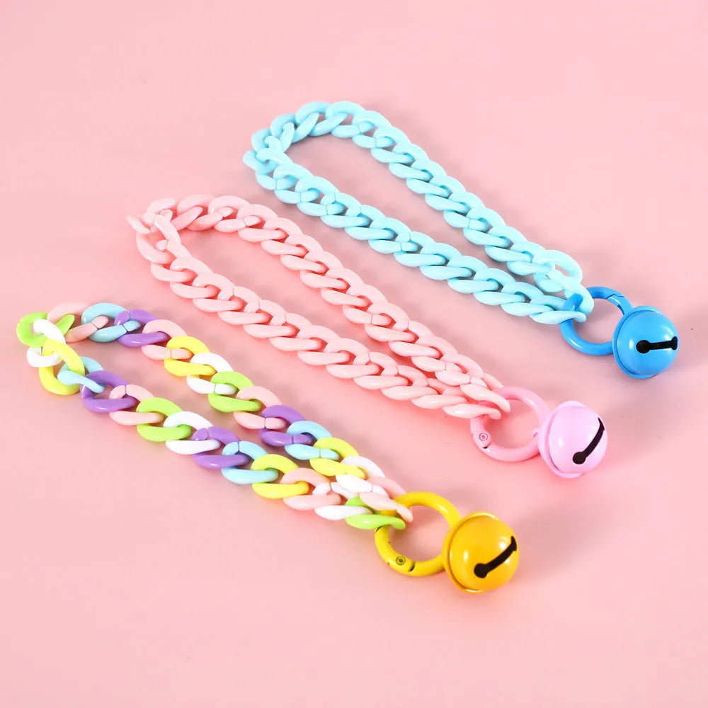 Macaron candy colour plastic chain collar for pets in blue, pink, and mixed colours with S and M size tags.