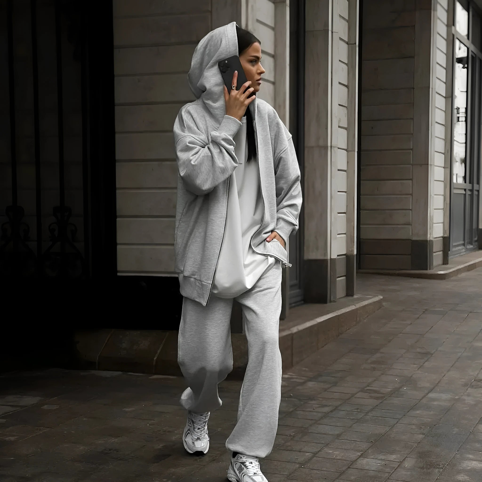 Women's street style long-sleeved coat and trousers two-piece set in loose fit polyester fabric