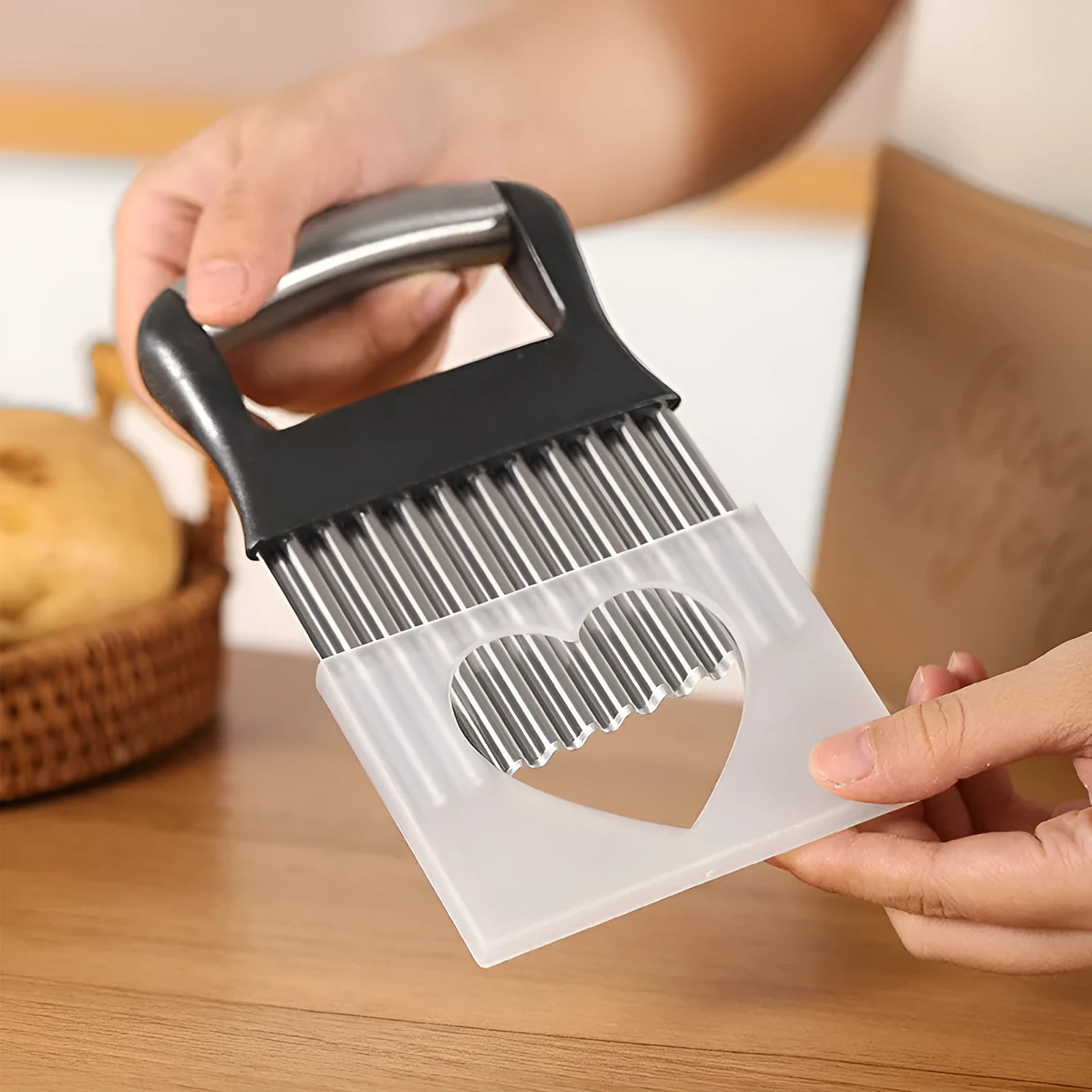 Stainless steel potato wave cutter knife kitchen tool 14cm by 9cm